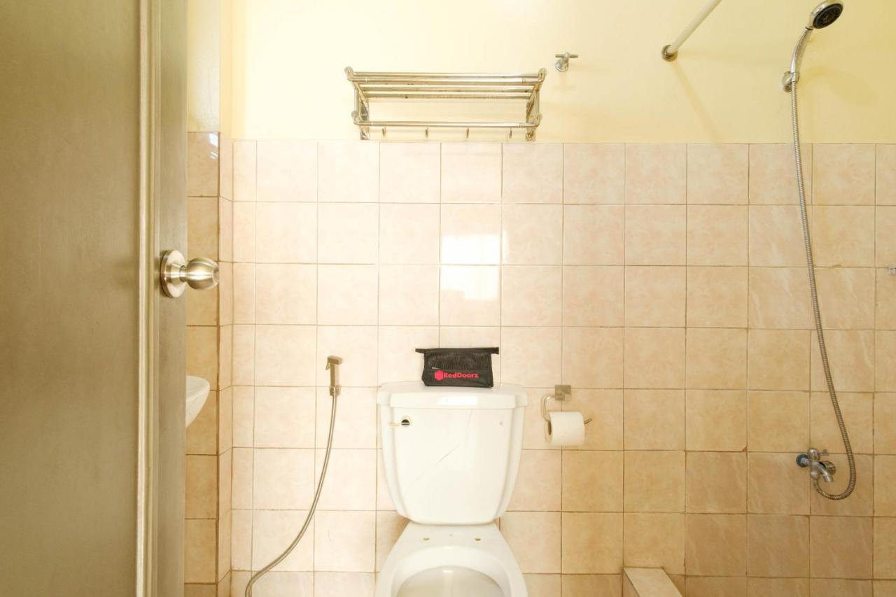 Reddoorz Plus @ Seaborne Hotel Subic Zambales Екстериор снимка